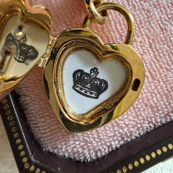 JUICY COUTURE HEART PADLOCK CHARM- RARE🔓🩷✨Gold - Picture 12 of 12